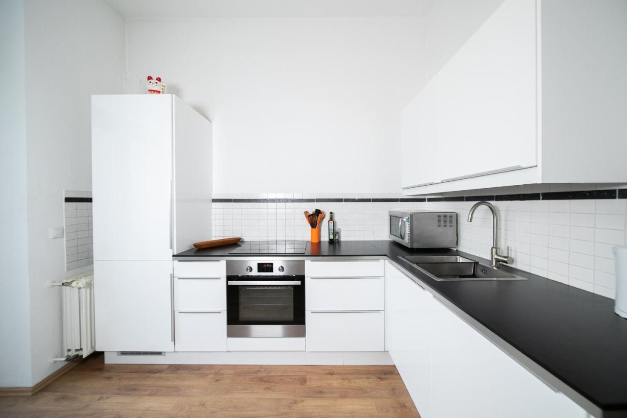 White 60 Qm Apartment - Zentral - Balkon - Messe Düsseldorf Zewnętrze zdjęcie